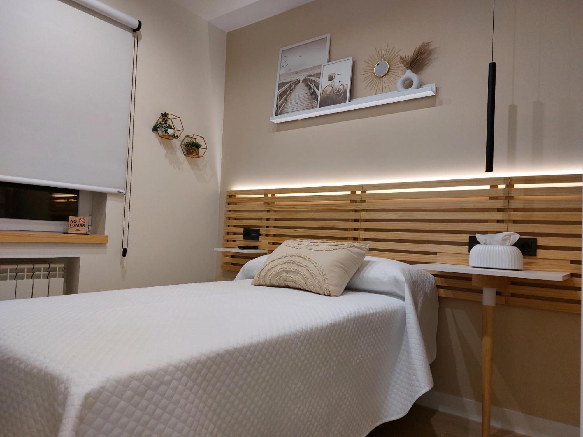 Pension Cabezas Oviede Extérieur photo