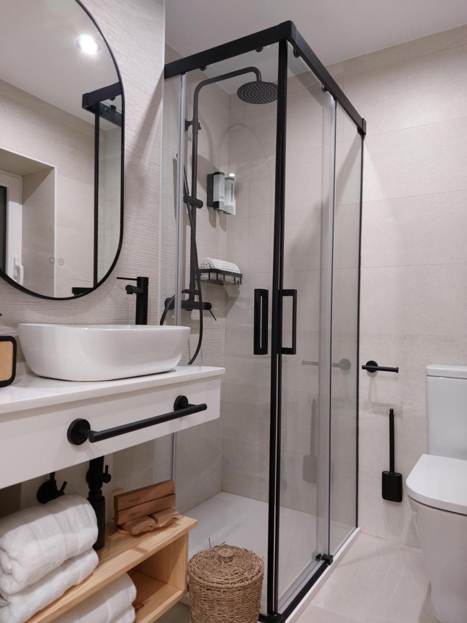 Pension Cabezas Oviede Extérieur photo